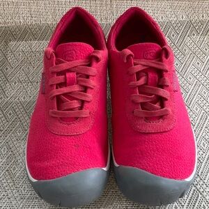 Keen Women's Red and Gray Sneakers Size 8.5